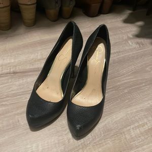 Jessica Simpson Black Heels